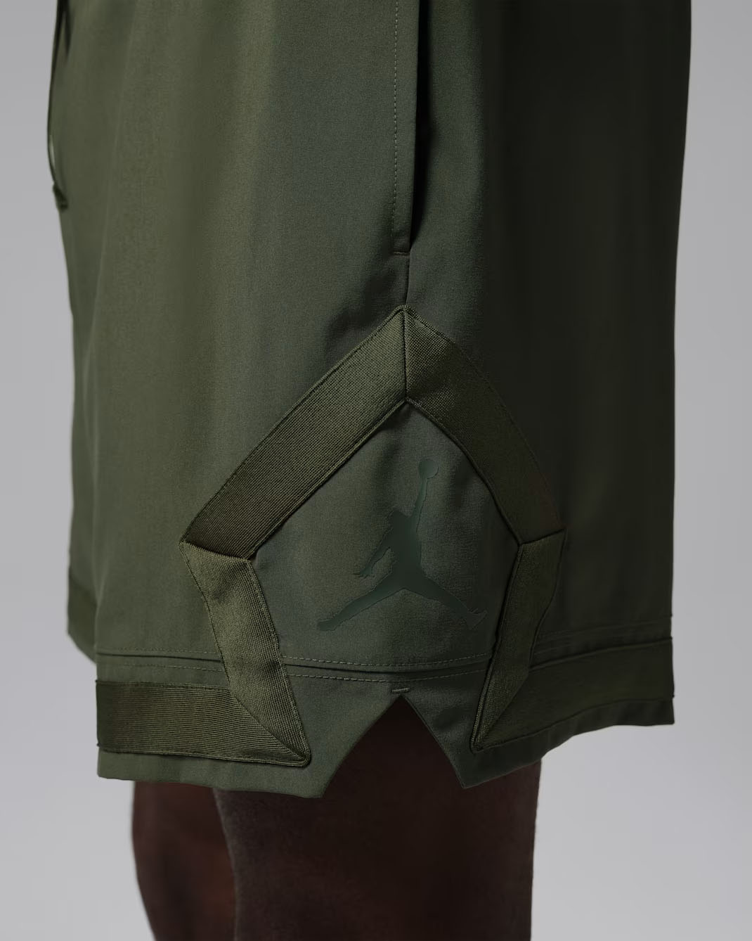 Jordan Sport Mens Dri FIT Woven Diamond Shorts Cargo Khaki 3
