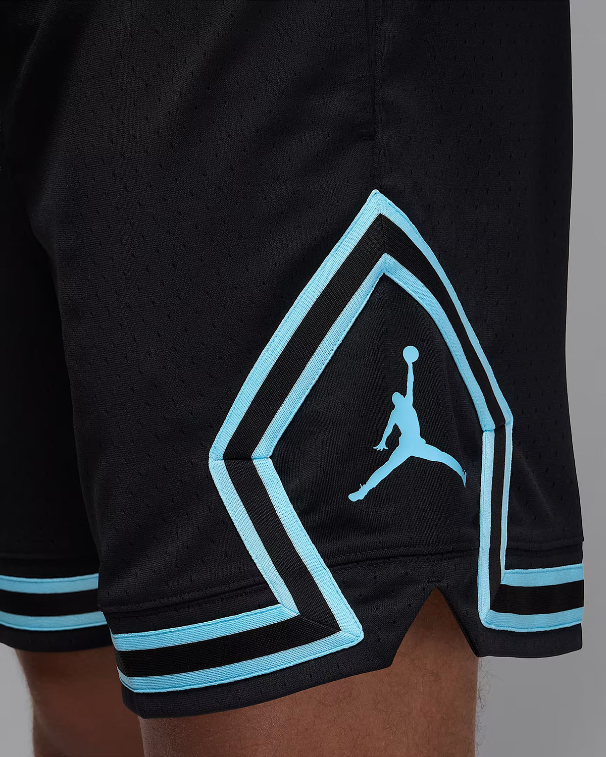 Jordan-Sport-Mens-Dri-Fit-Mesh-Diamond-Shorts-Black-Blue-Chill-2
