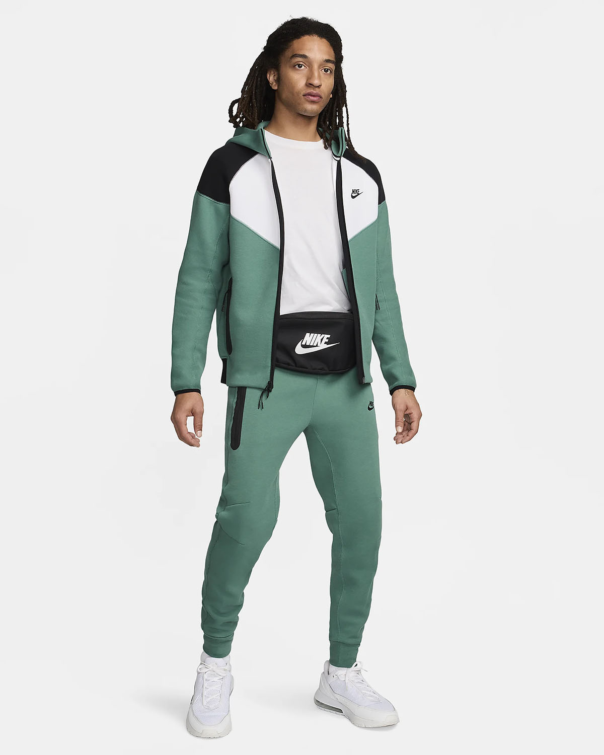 NIke Tech Fleece Hoodie and Jogger Pants Bicoastal