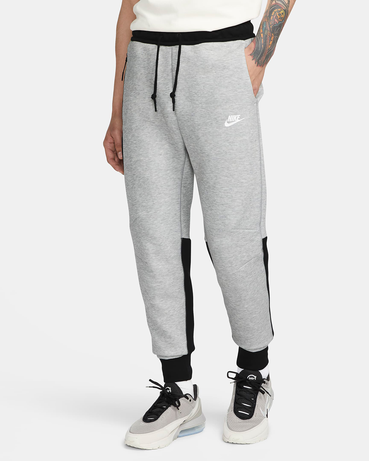 NIke-Tech-Fleece-Joggers-Dark-Grey-Black