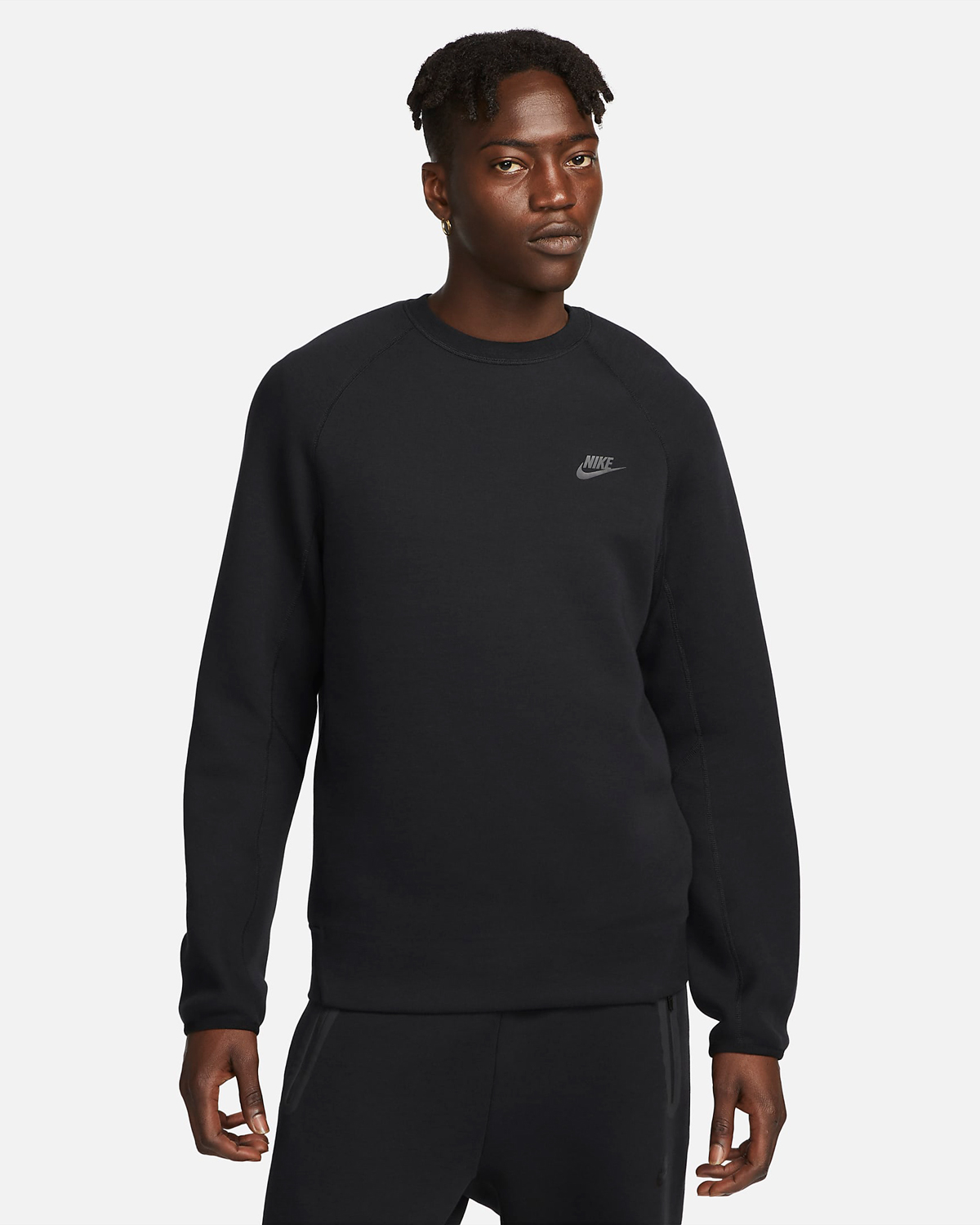 NIke-Tech-Fleece-Sweatshirt-Black-Fall-2023