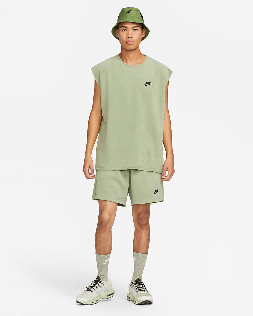 olive green nike clothes