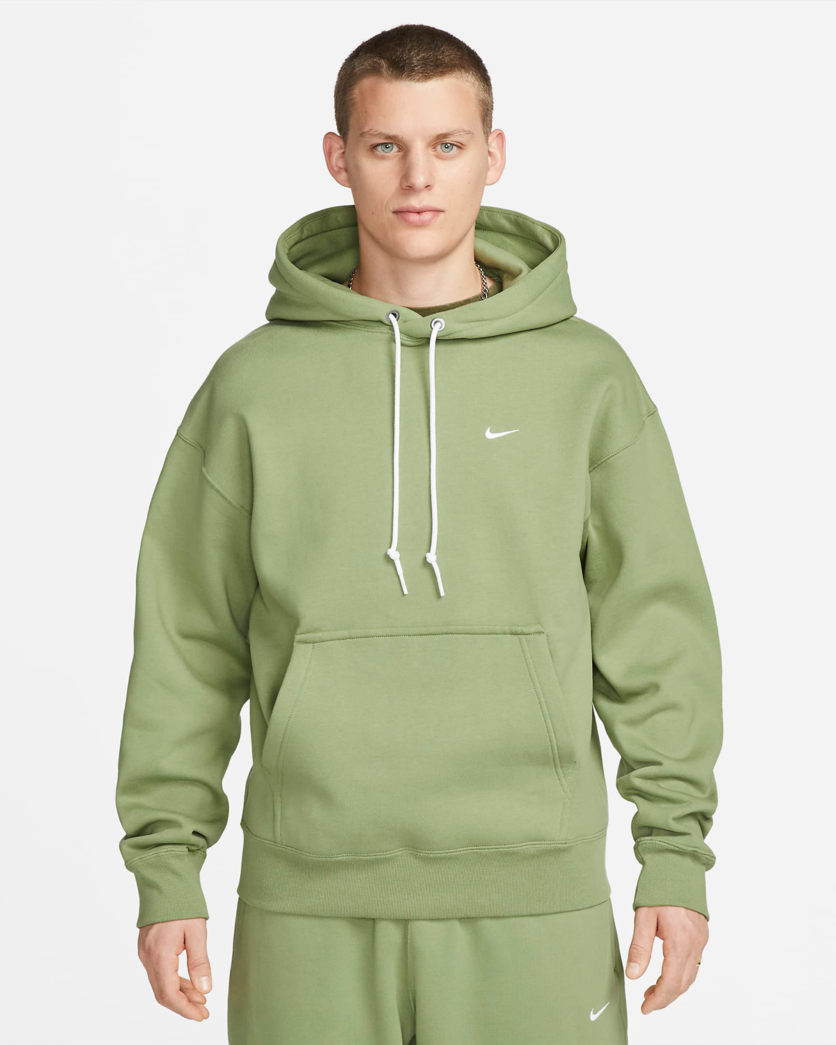 green nike outfit mens