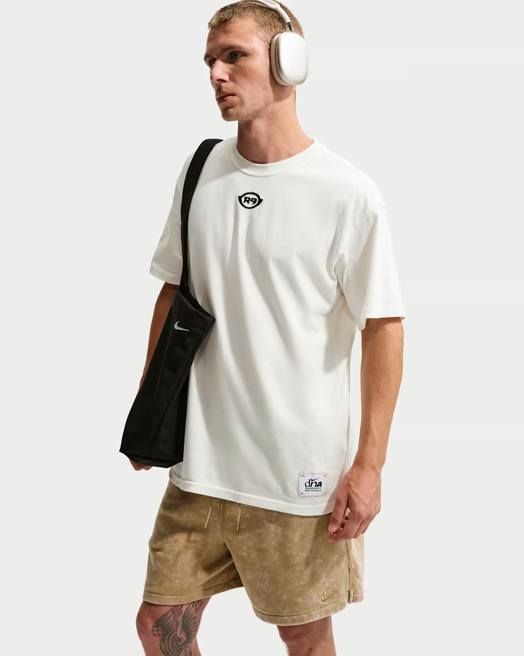 Nike Sportswear R9 Ronaldinho Mens T-Shirt Sail 1