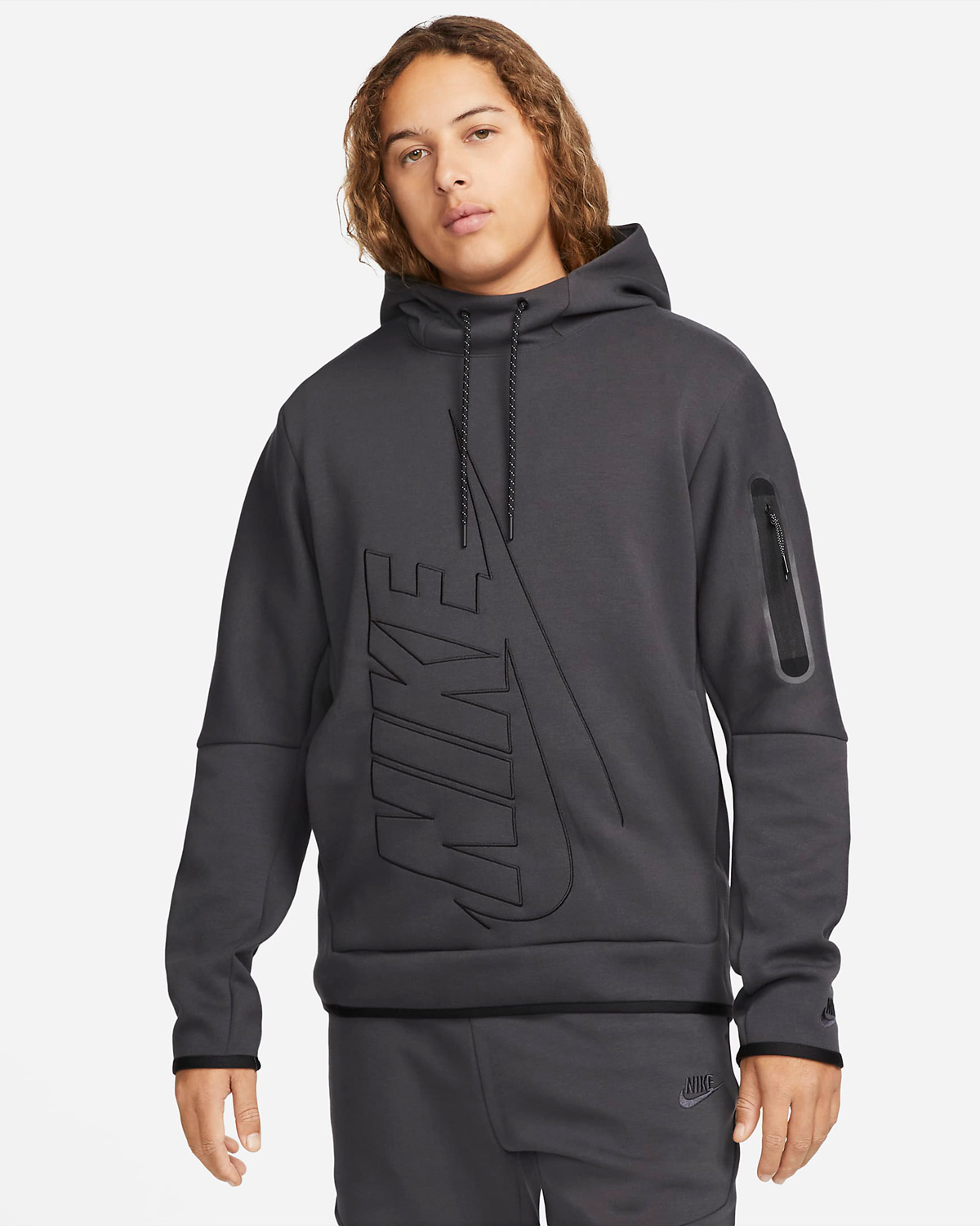 Nike-Tech-Fleece-Anthracite-Graphic-Hoodie-1