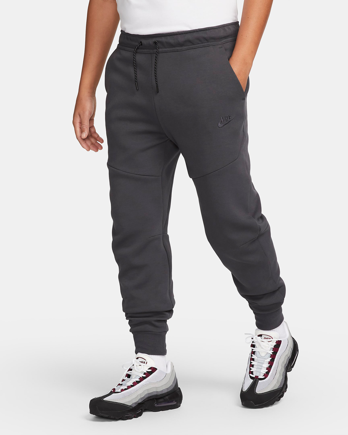 Nike-Tech-Fleece-Anthracite-Jogger-Pants-1