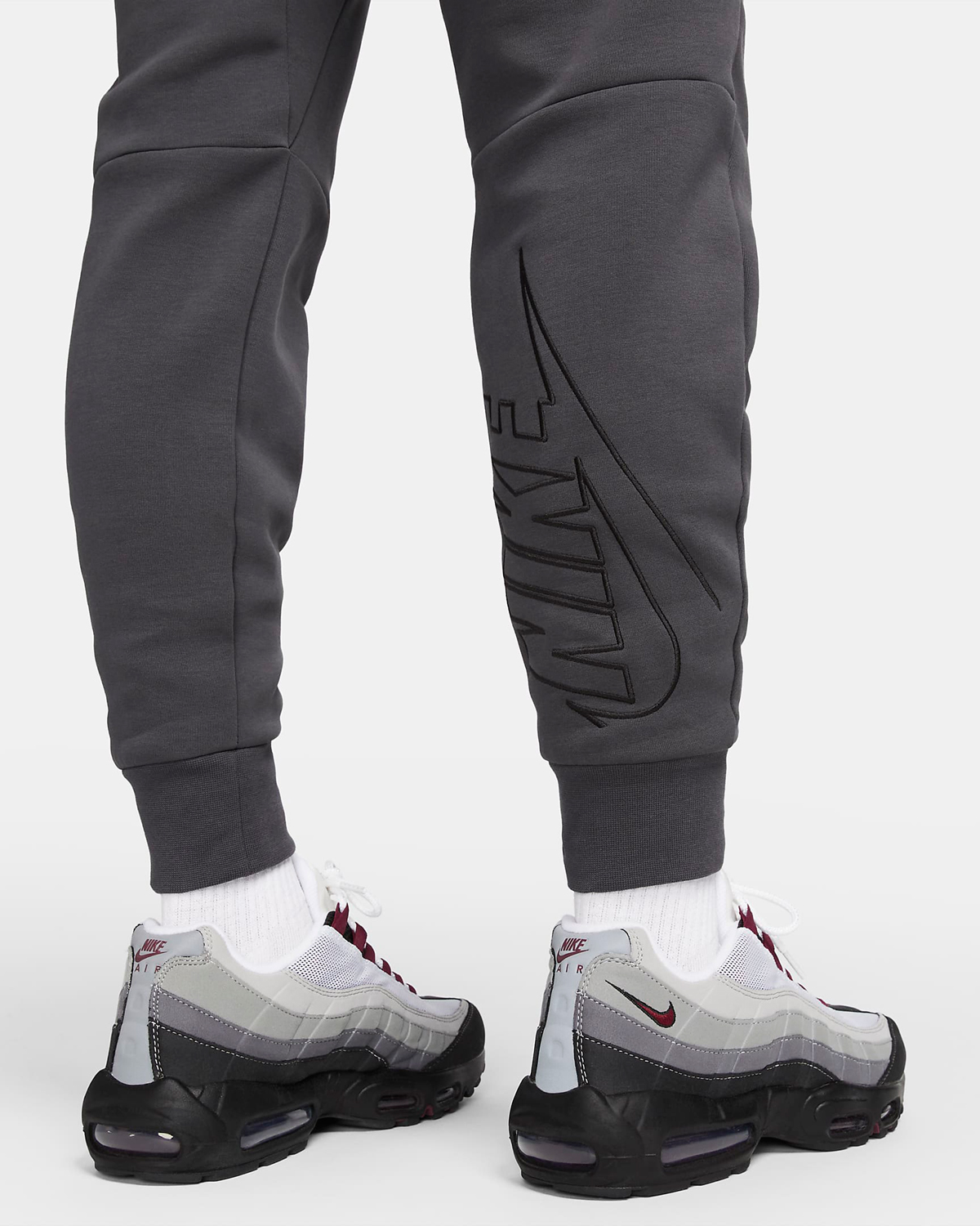 Nike-Tech-Fleece-Anthracite-Jogger-Pants-3