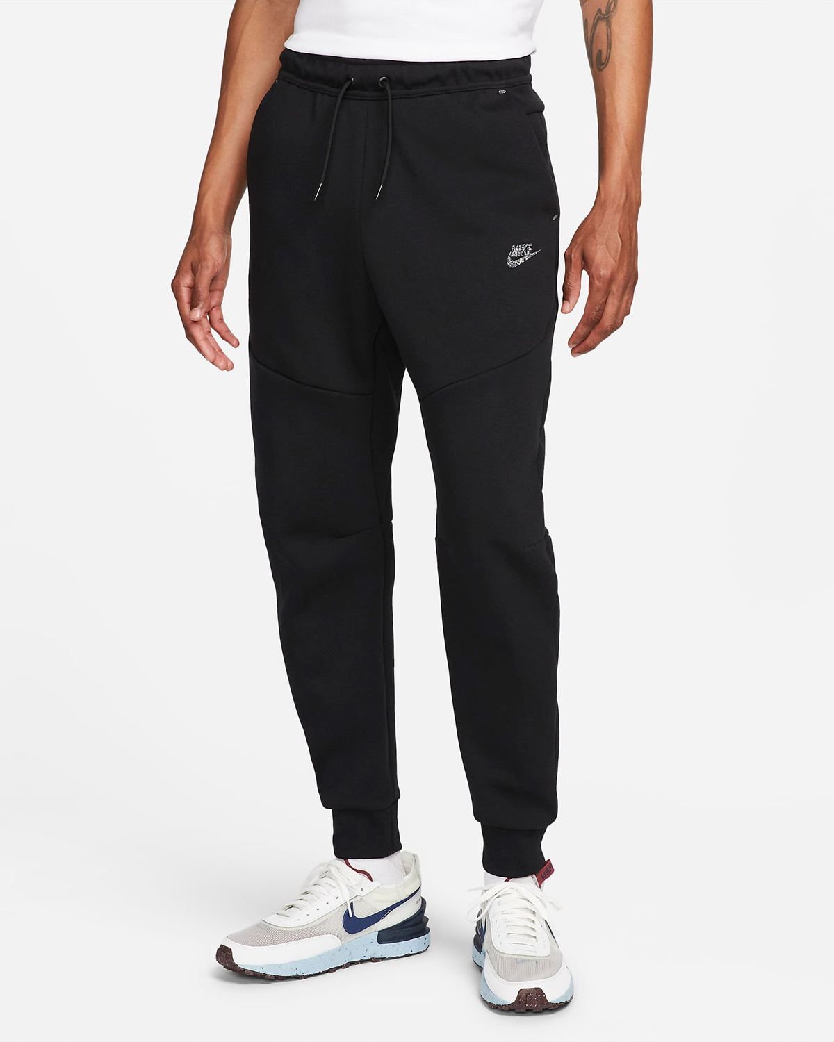 Nike-Tech-Fleece-Jogger-Pants-Black