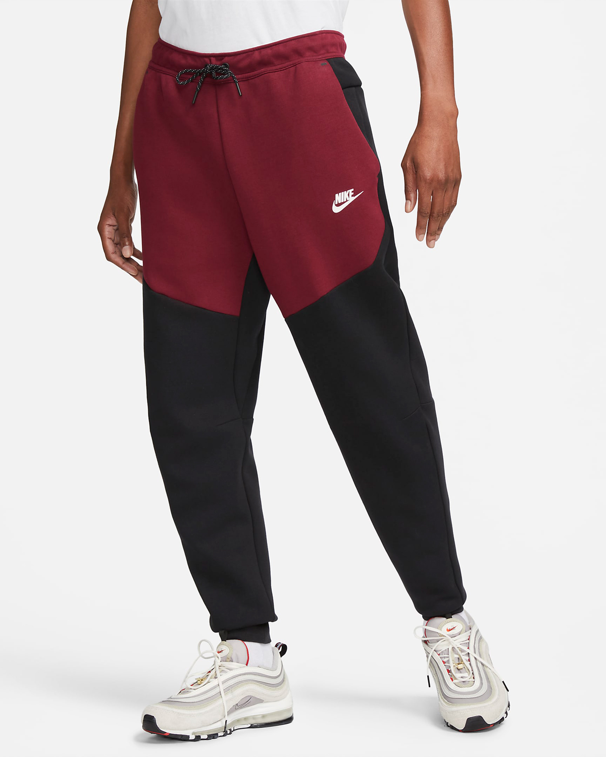 Nike-Tech-Fleece-Joggers-Dark-Beetroot-Black