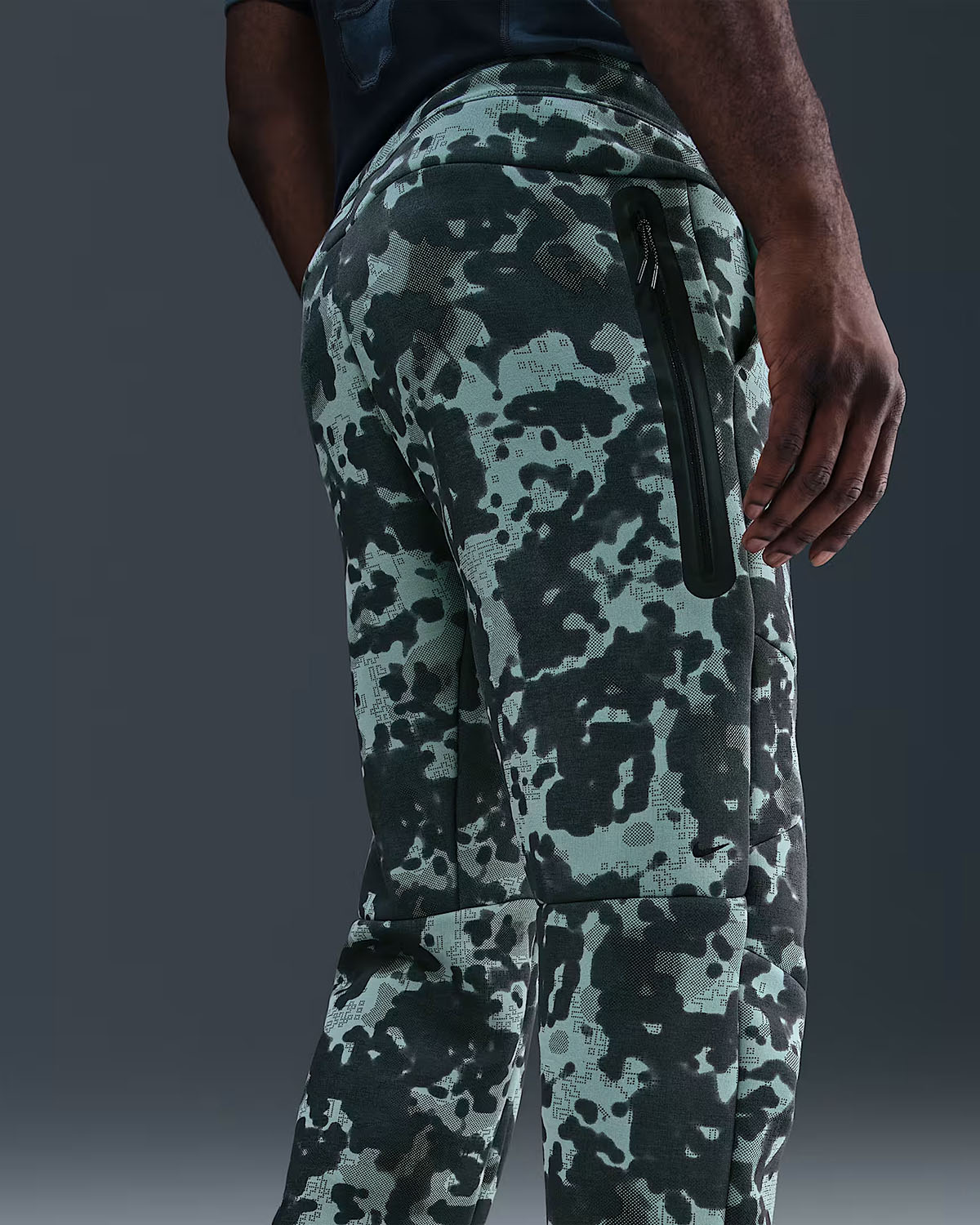 Nike Tech Fleece Mens Camo Open Hem Pants Cannon Black 2