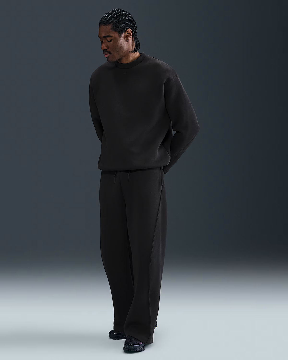 Nike Tech Fleece Mens Oversized Crew Sweatshirt and Open Hem Pants Black Outfit