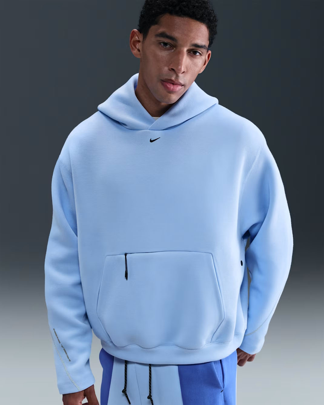 Nike Tech Fleece Mens Oversized Hoodie Aluminum Black 1