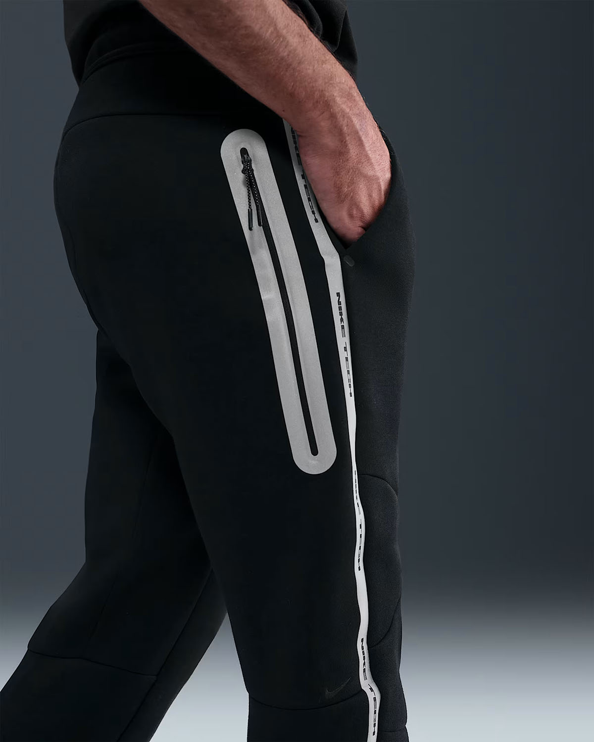 tech fleece reflective pant
