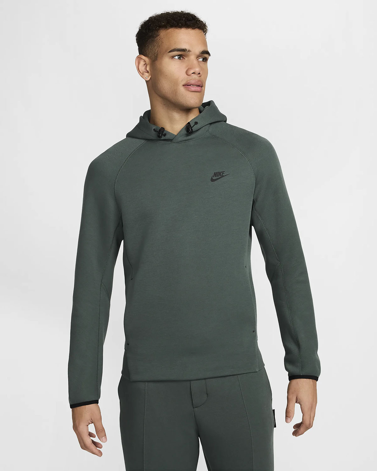 Nike-Tech-Fleece-Pullover-Hoodie-Vintage-Green