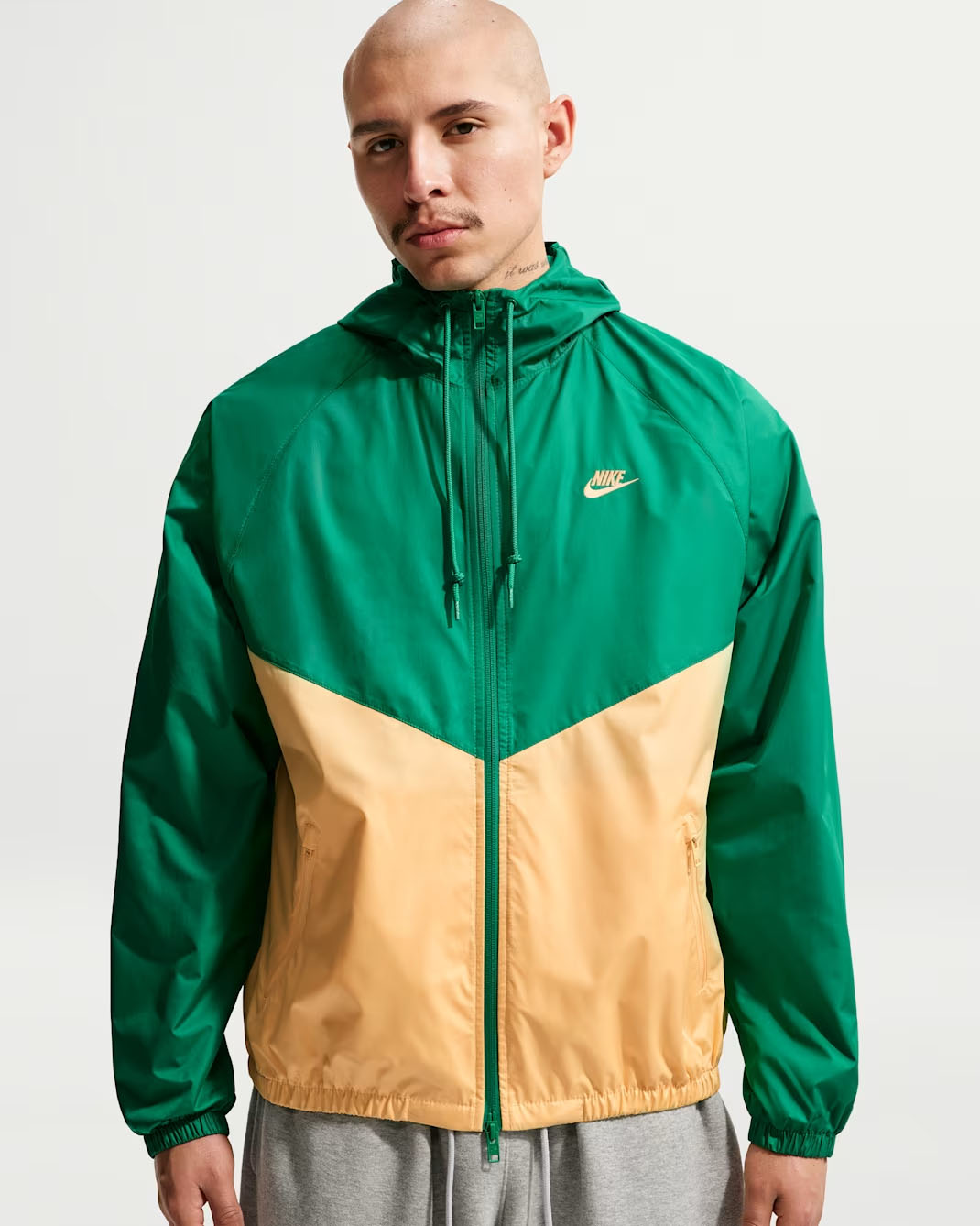 Nike Windrunner Men's Lined Jacket Malachite Green Topaz Gold