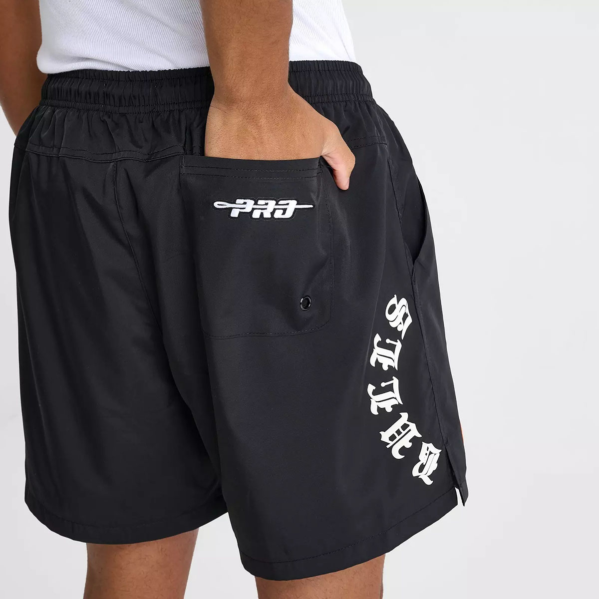 Pro Standard Chicago Bulls Shattered Backboard Shorts 3