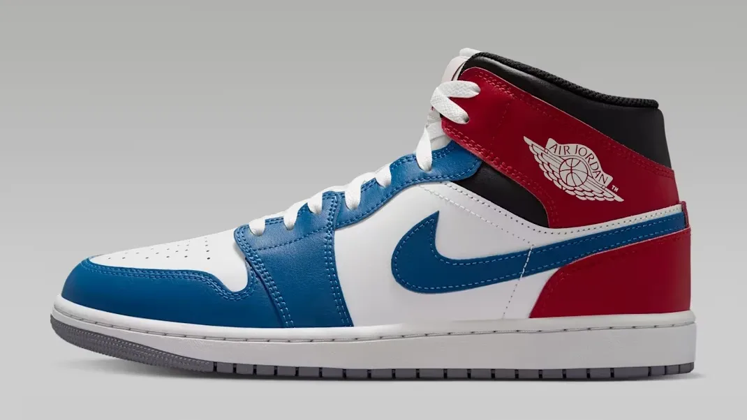 Air Jordan 1 Mid sneakers in a True Blue colorway