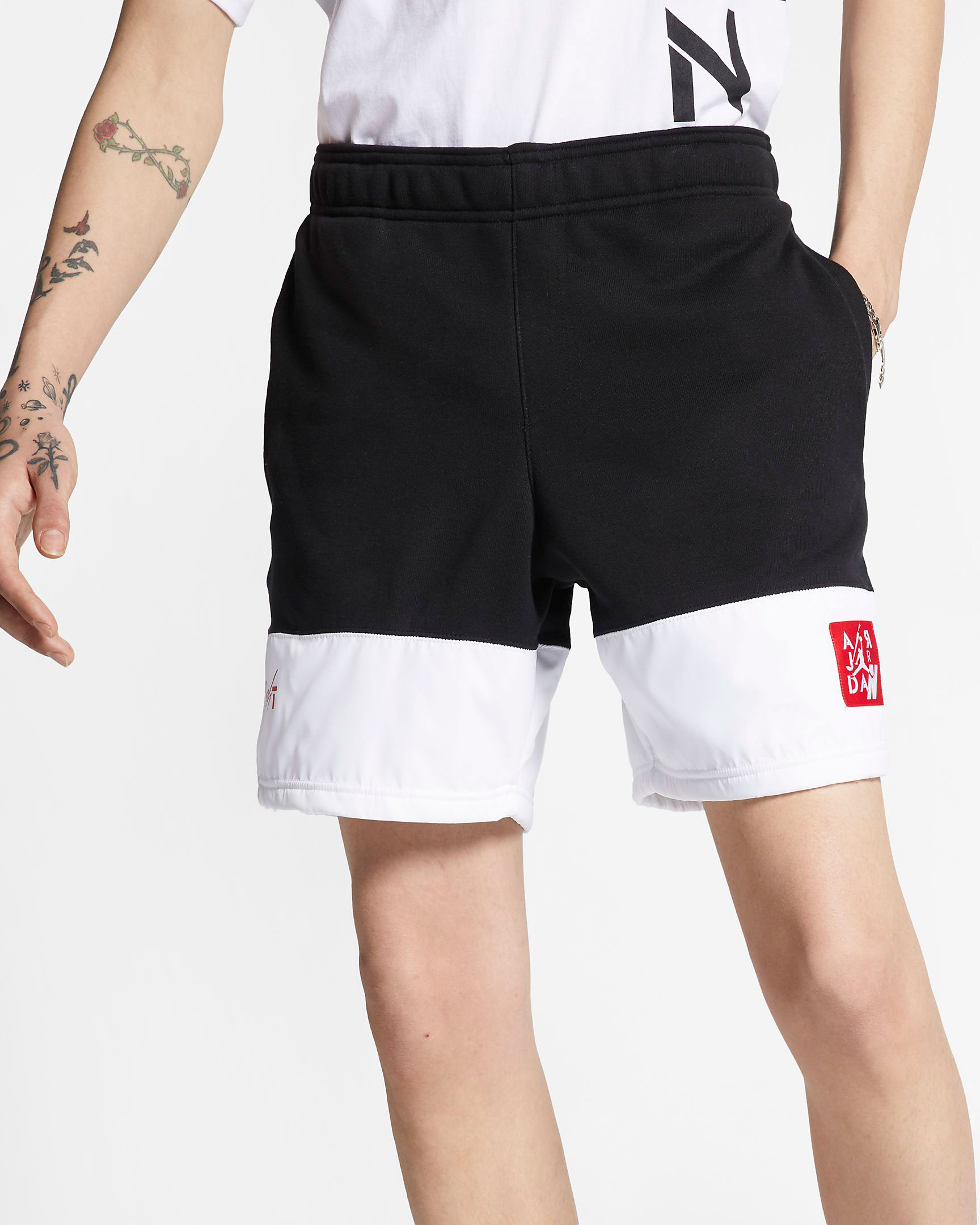 air-jordan-4-bred-2019-shorts-1