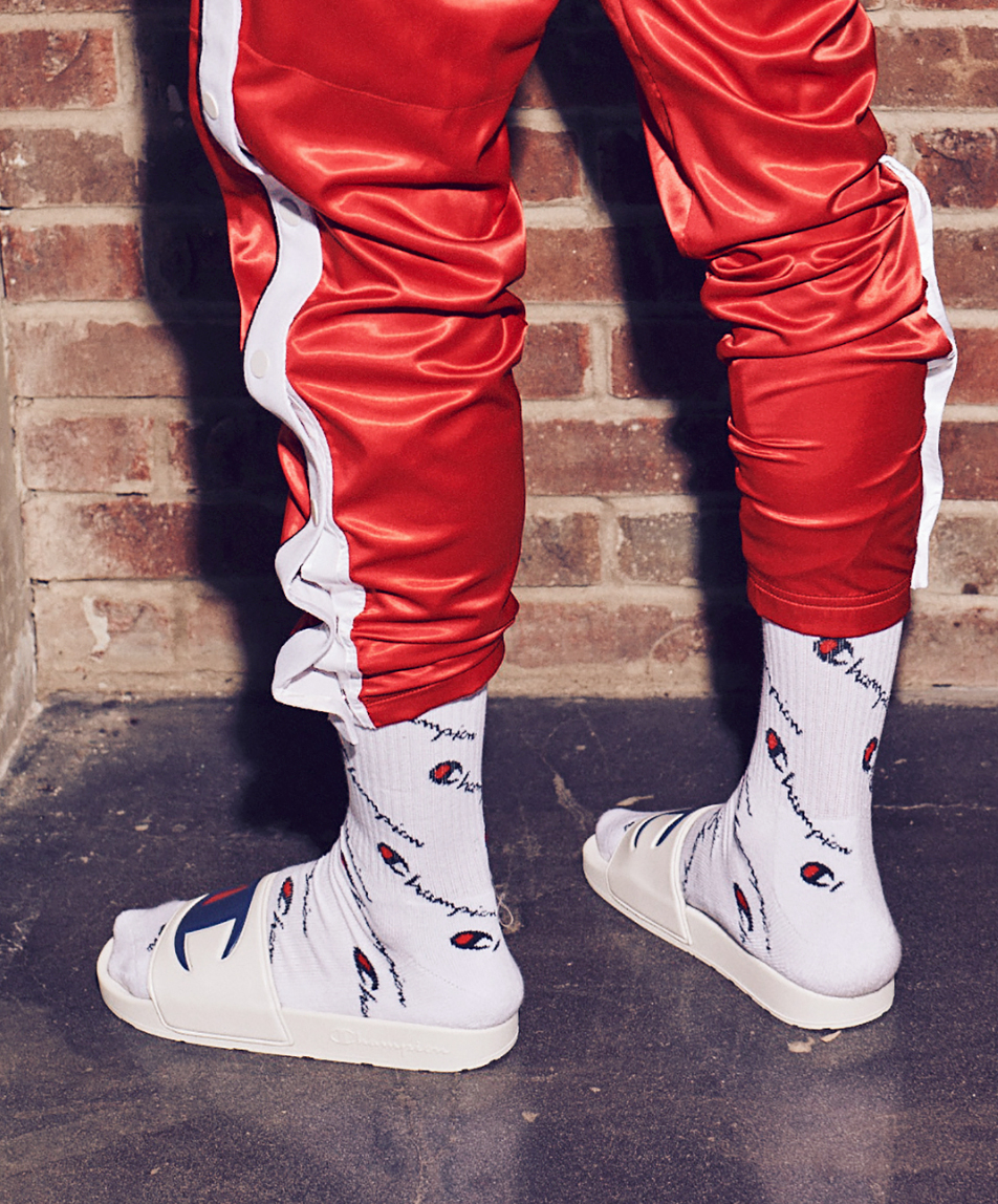champion-big-logo-slides-3