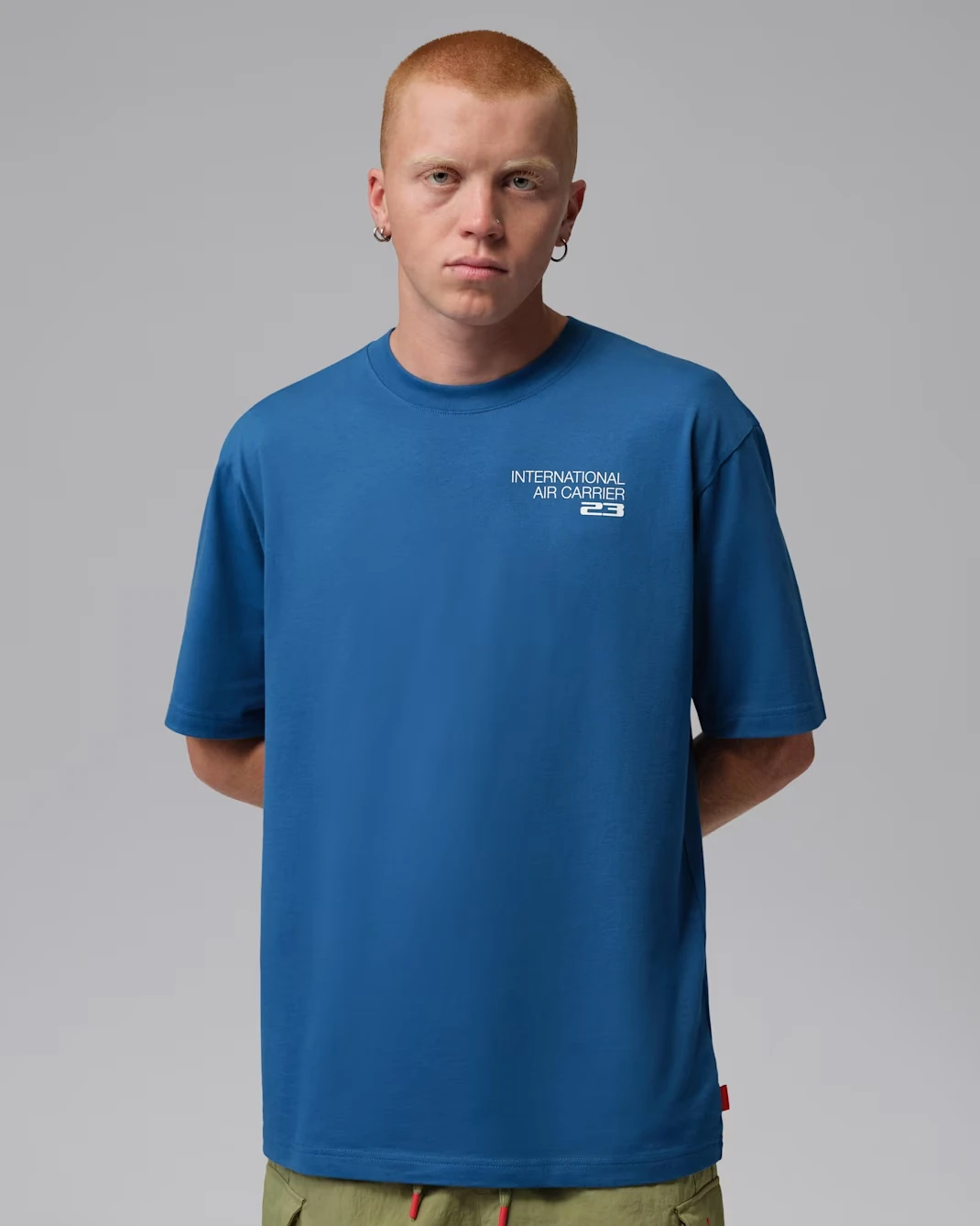 Front view of the Jordan Brooklyn Air 85 t-shirt in a True Blue colorway