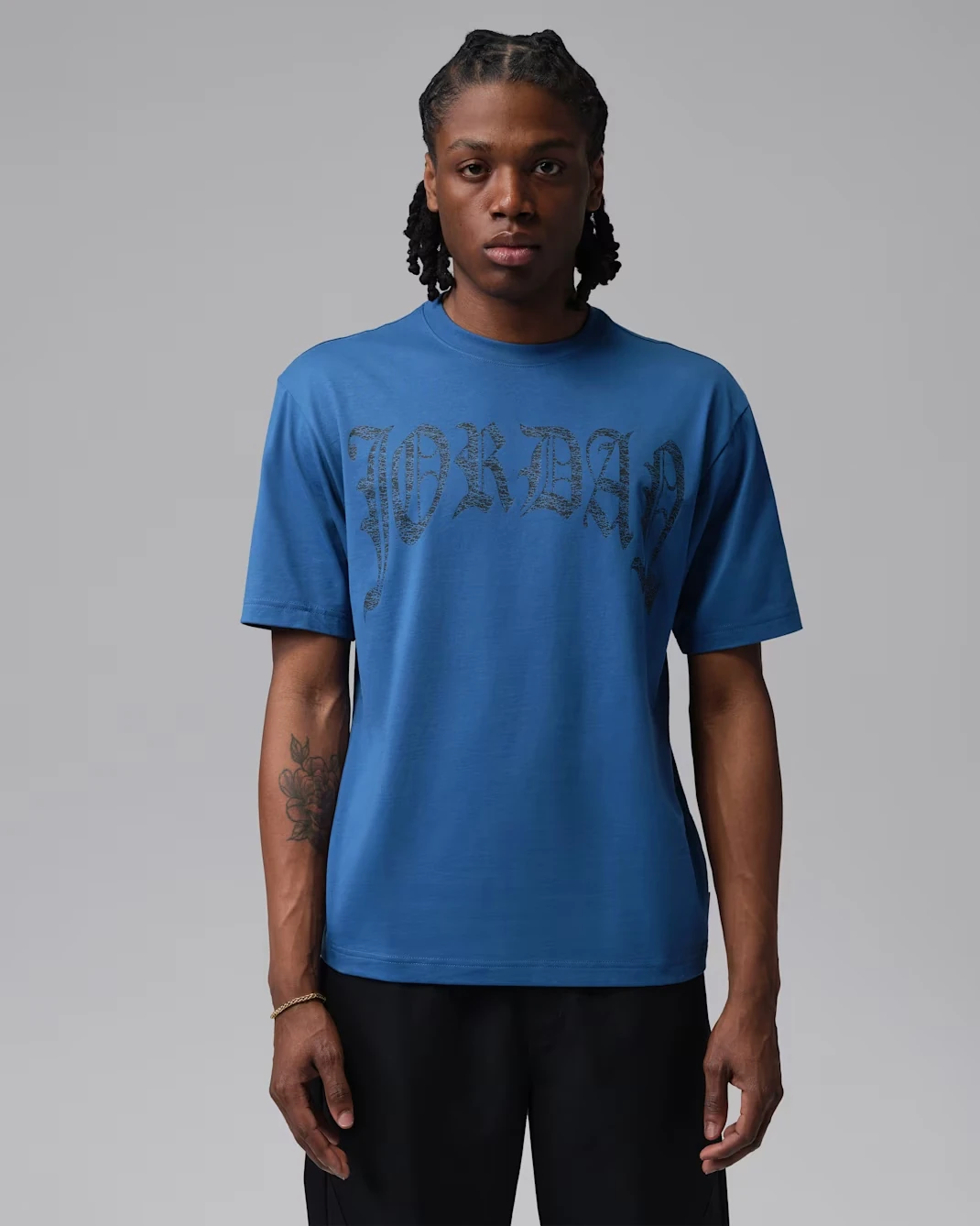 Jordan Brooklyn Gothic 85 t-shirt in a True Blue colorway