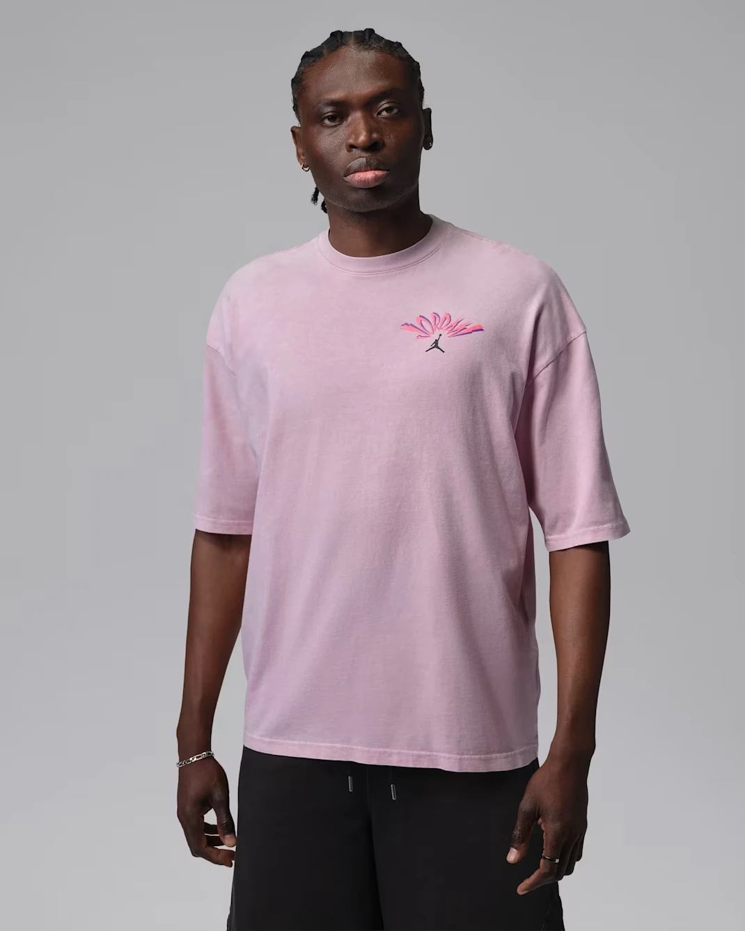 Front view of the Jordan Flight T-Shirt in Iced Carmine with minimalist Jordan branding.