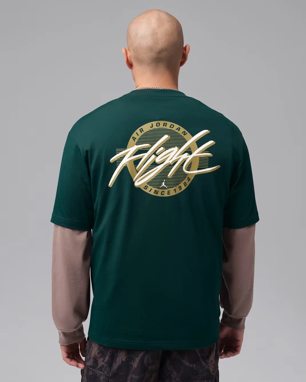 Back view of the Jordan Flight T-shirt in Midnight Spruce with a large Air Jordan Flight graphic.