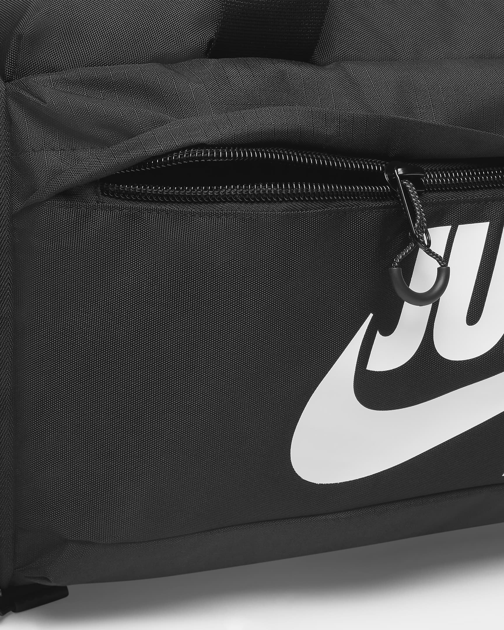 jordan-jumpman-duffle-bag-black-white-5