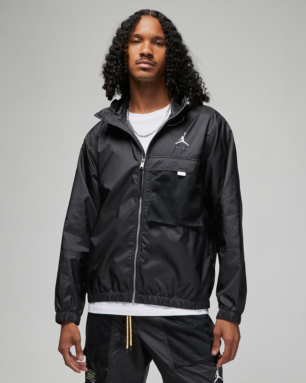 jordan-jumpman-statement-jacket-black-white-volt-1