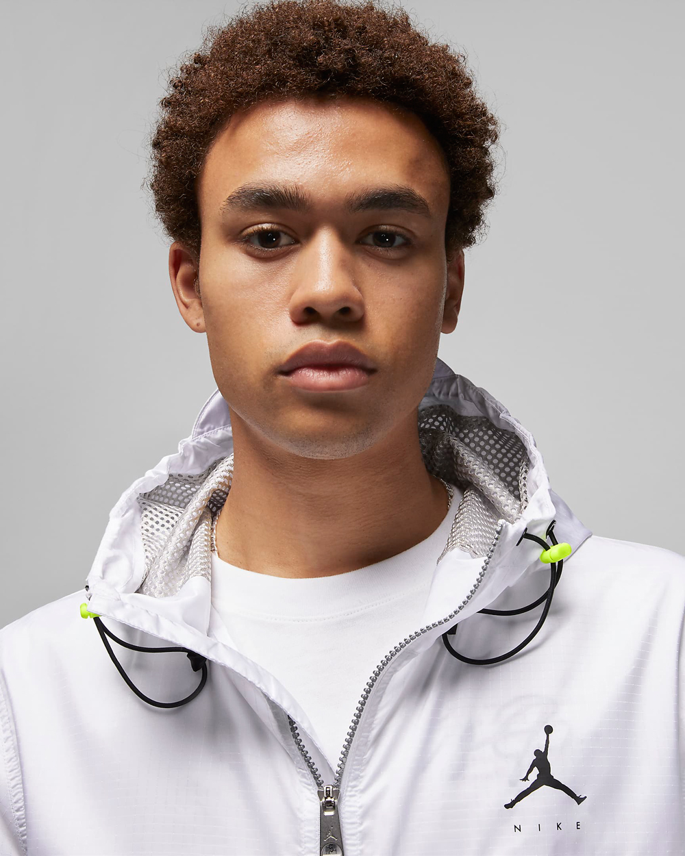 jordan-jumpman-statement-jacket-white-light-iron-ore-black-volt-3