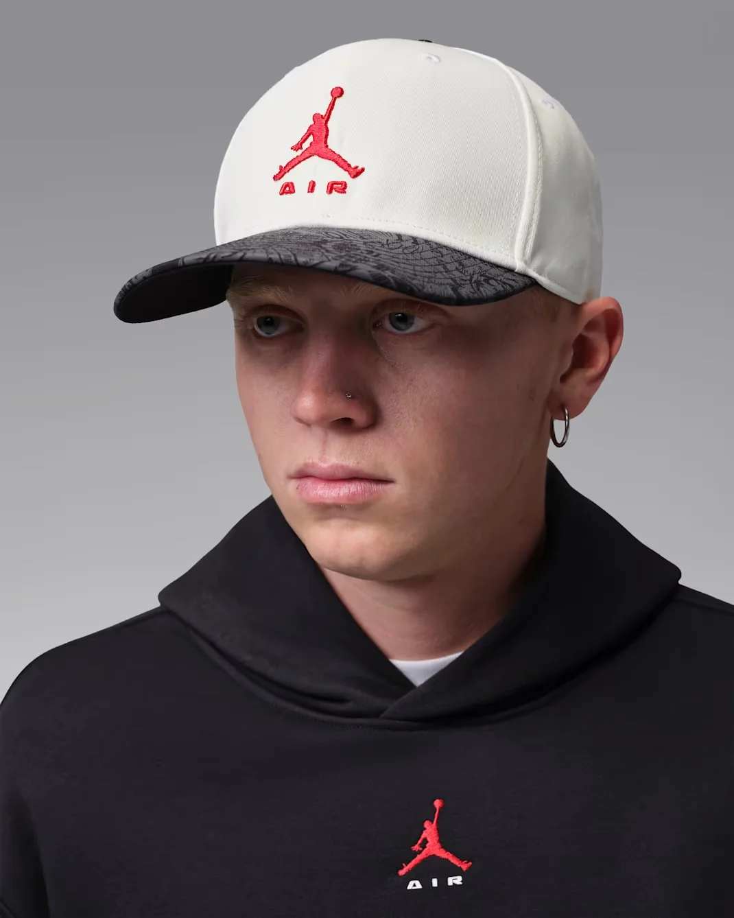 Jordan Pro Cap in Sail, Black and University Red