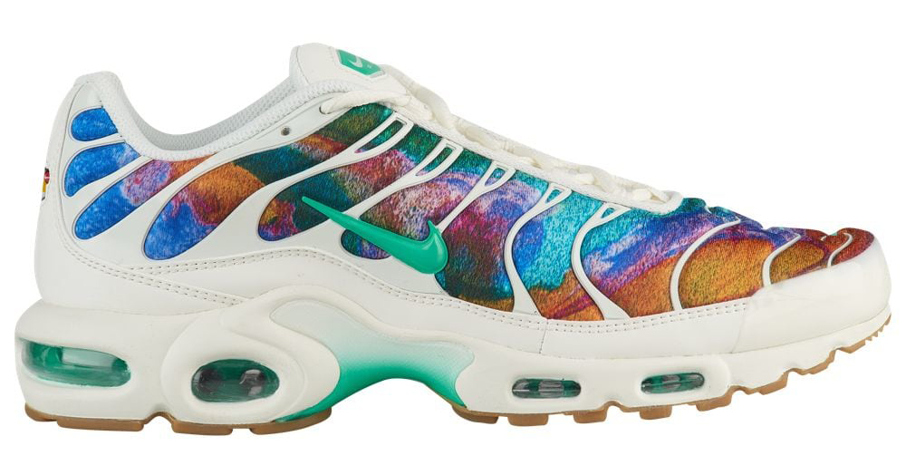 nike-air-max-plus-alternate-galaxy