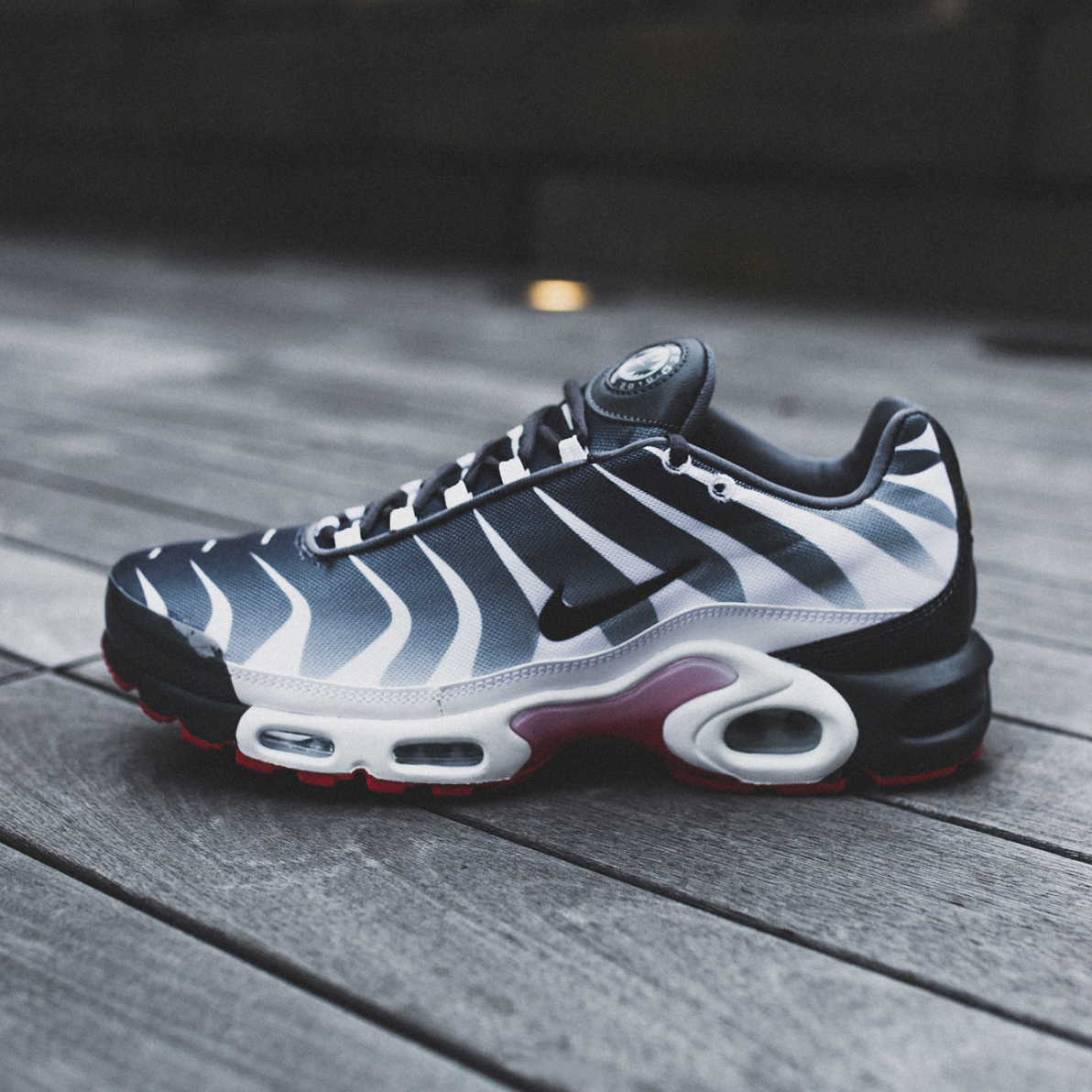nike-air-max-plus-before-and-after-the-bite-5