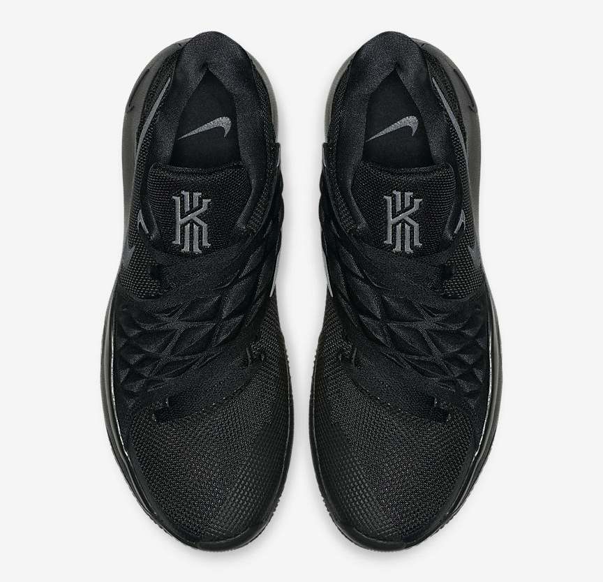 nike-kyrie-4-low-triple-black-4