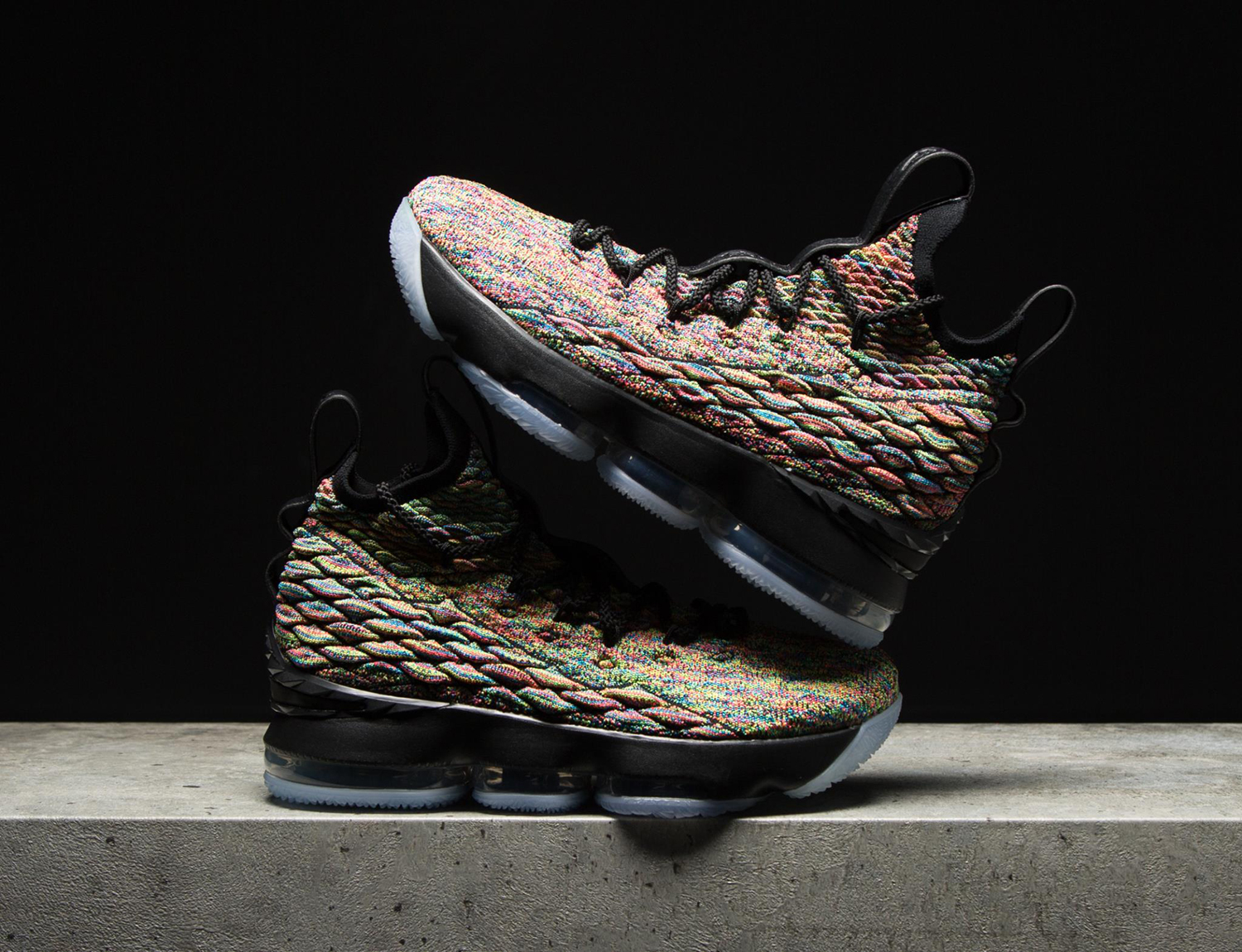 lebron multicolor 15