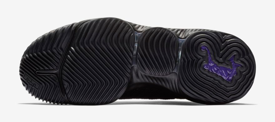 nike-lebron-16-im-king-black-gold-where-to-buy-6