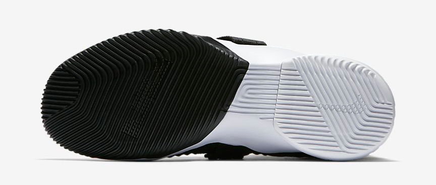 nike-lebron-soldier-12-bred-6