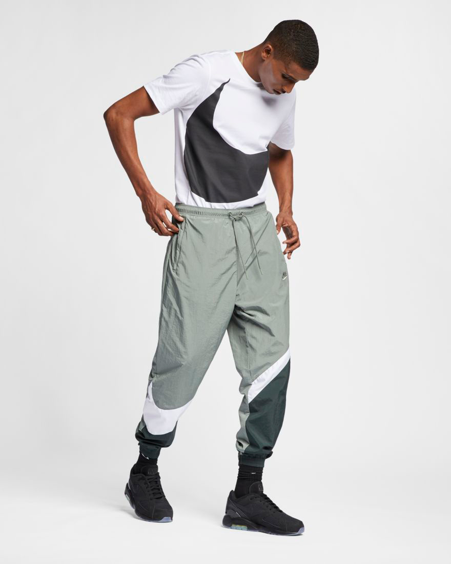 nike-sportswear-big-swoosh-woven-pants-grey-3
