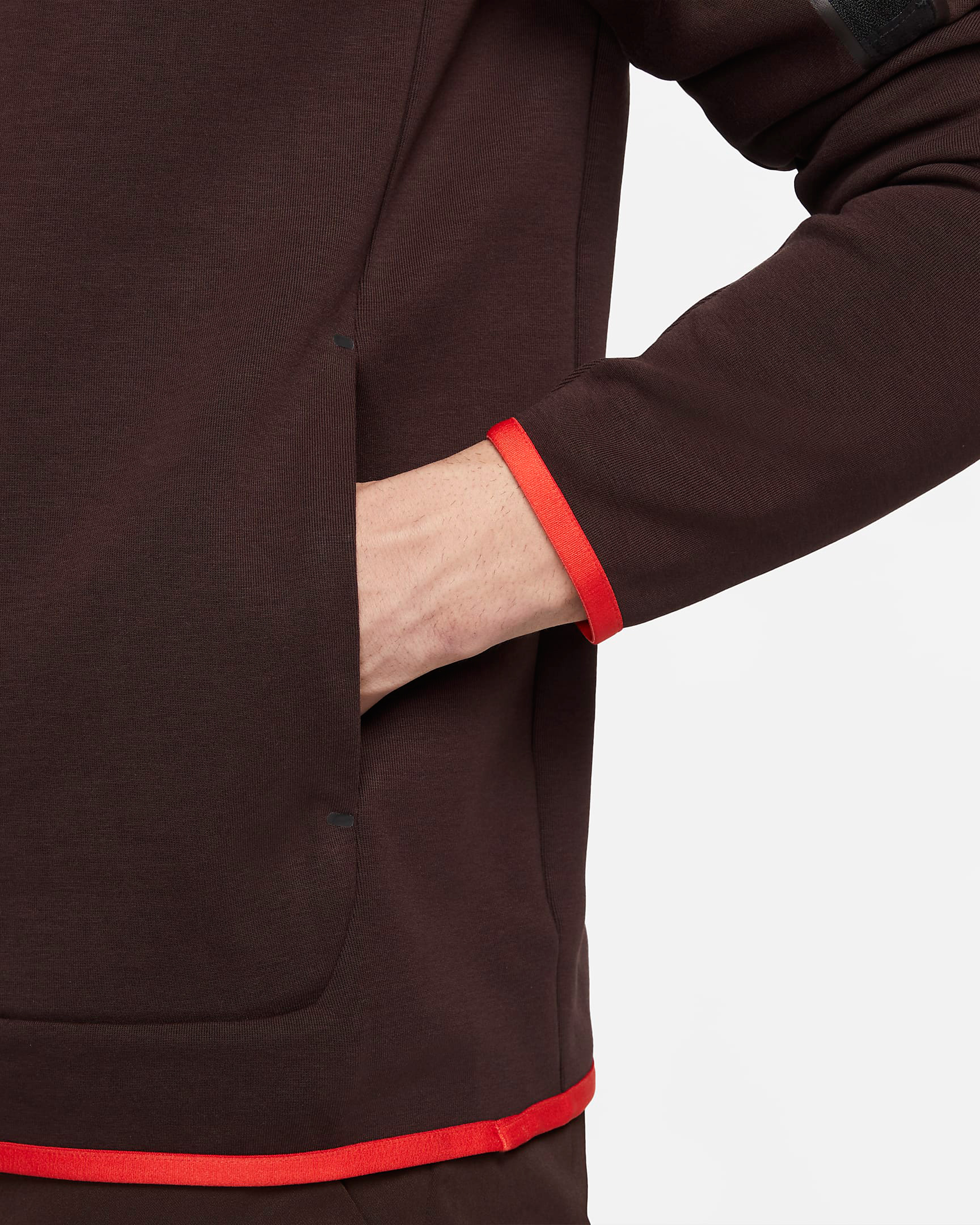nike-tech-fleece-hoodie-brown-basalt-black-chile-red-5