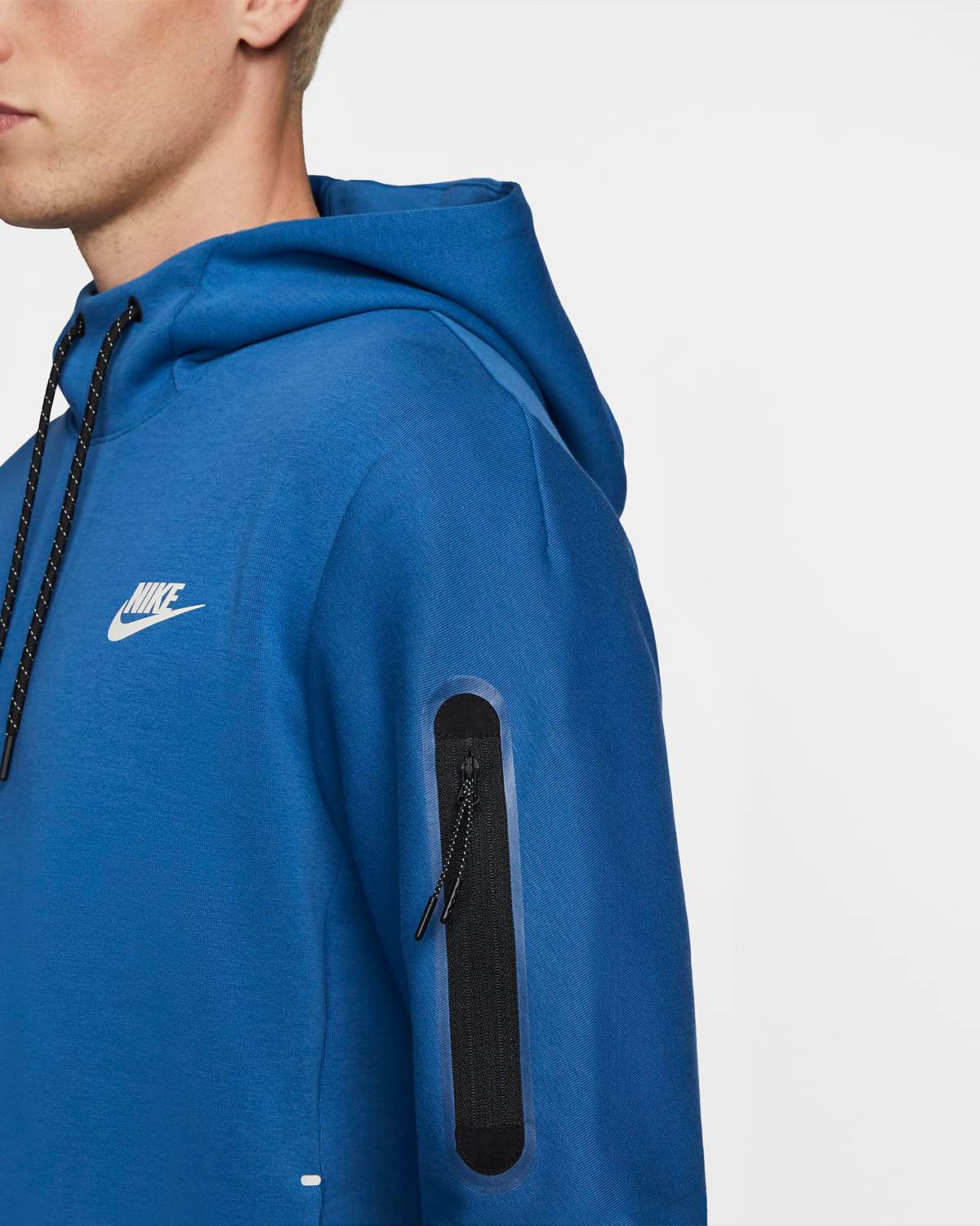 nike-tech-fleece-hoodie-dark-marina-blue-5