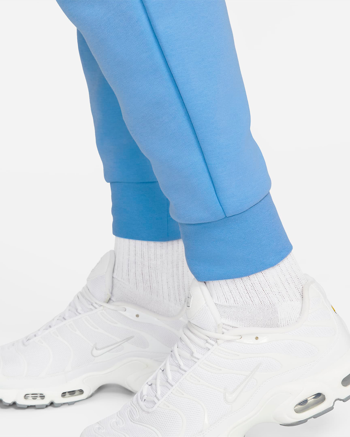 nike-tech-fleece-joggers-university-blue-dark-marina-black-5