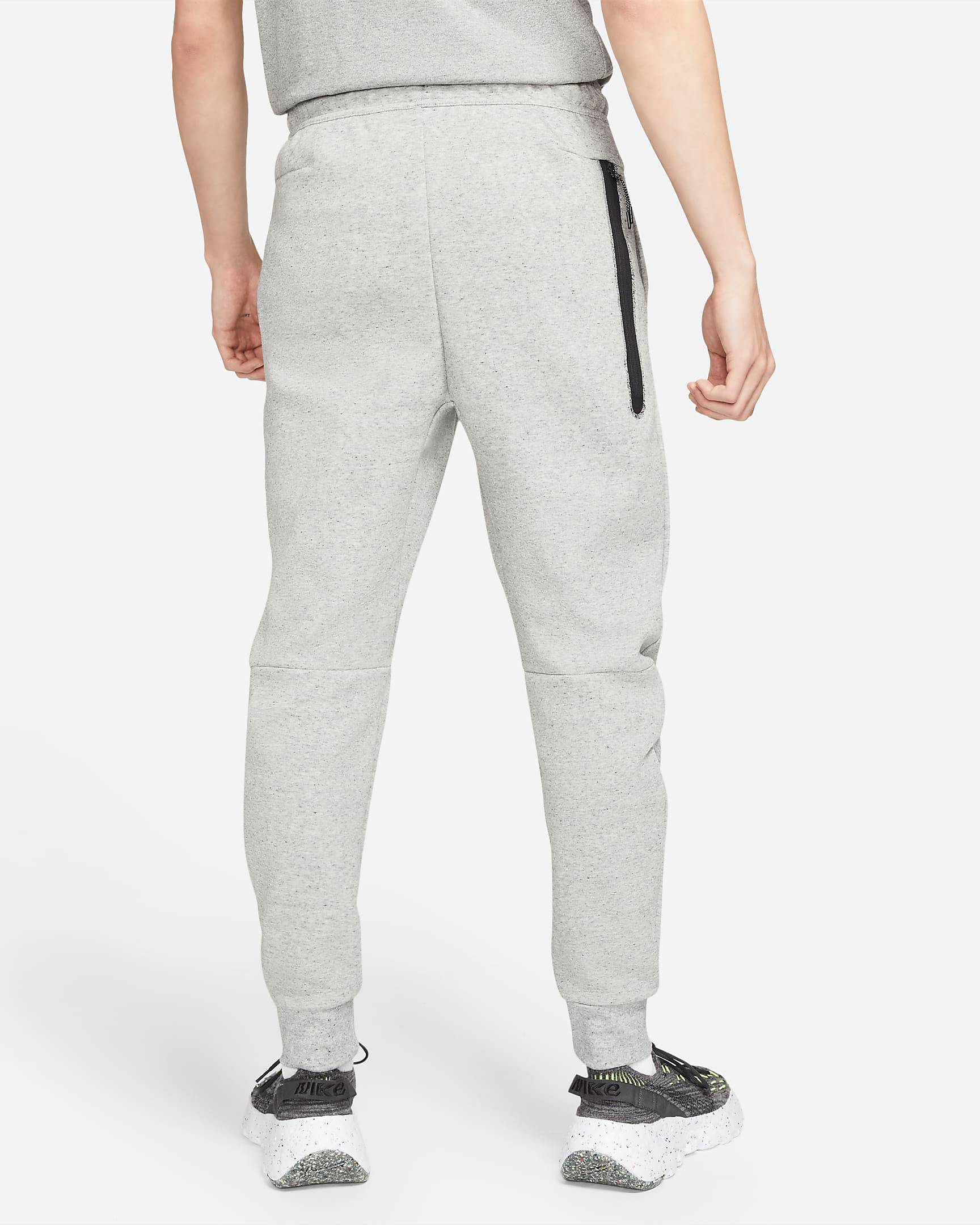 nike-tech-fleece-pants-grey-heather-black-2