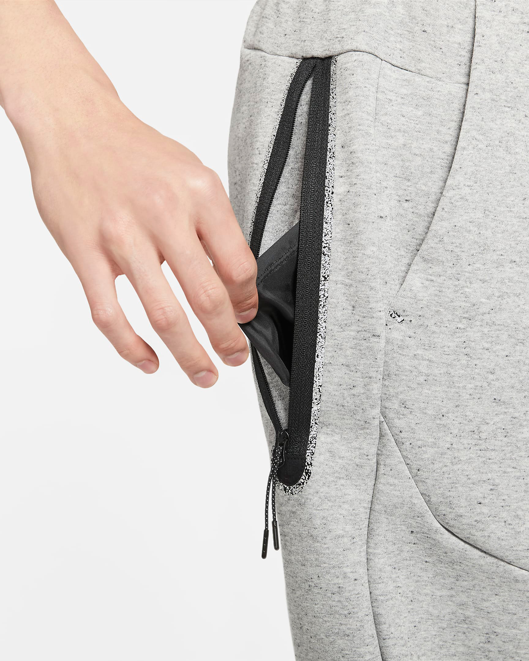 nike-tech-fleece-pants-grey-heather-black-5