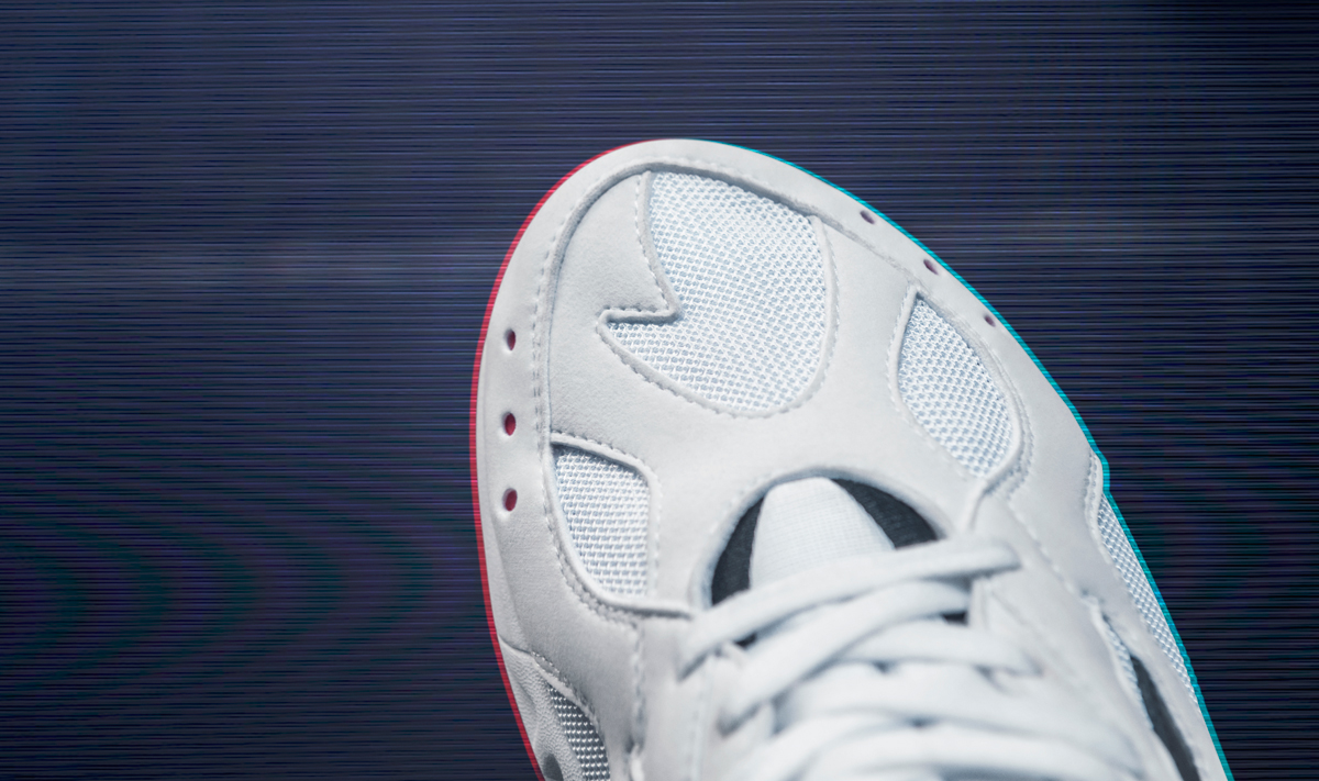 reebok-aztrek-white-black-red-3