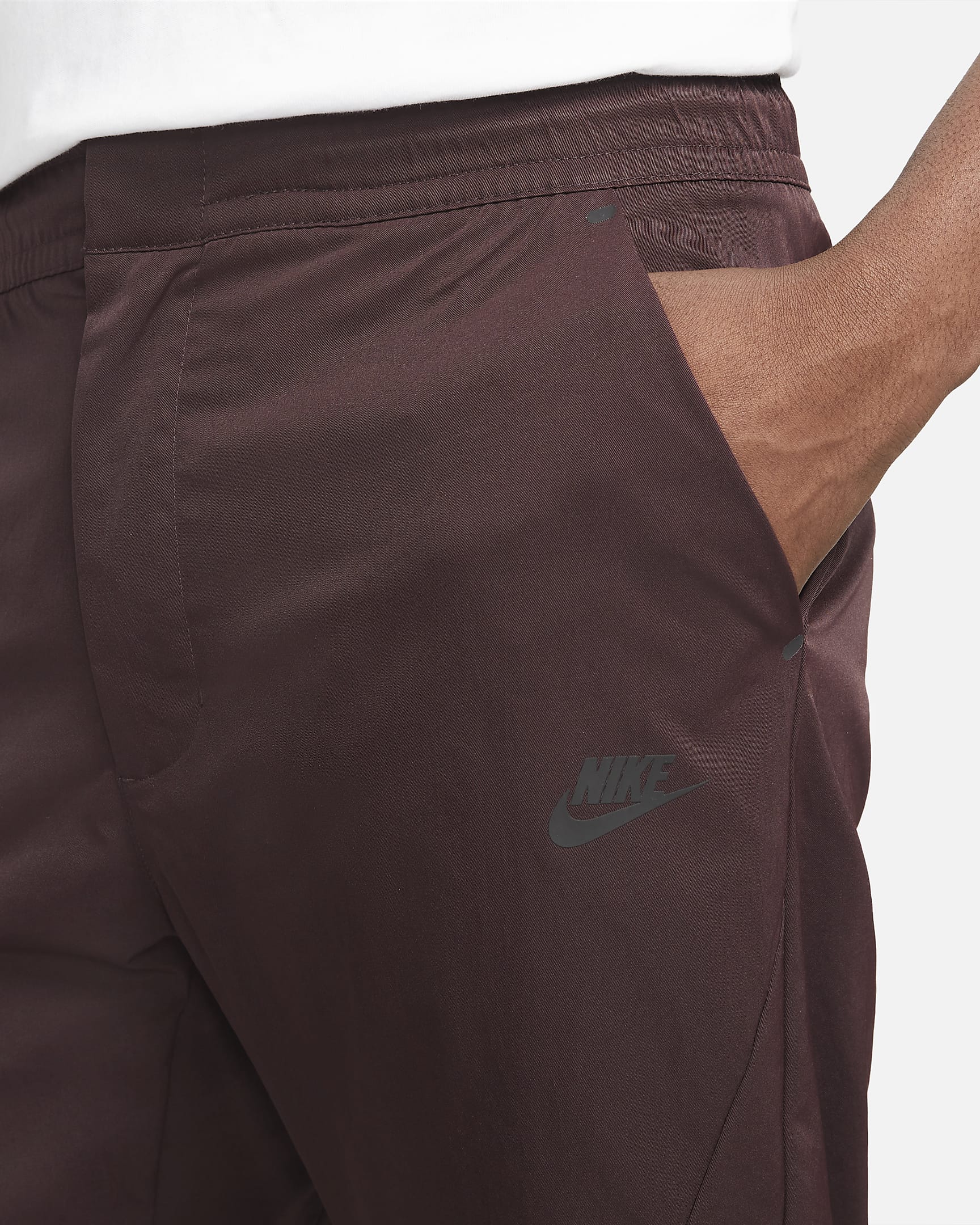 nike-sportswear-tech-essentials-mens-unlined-commuter-pants-P7nF2P.png