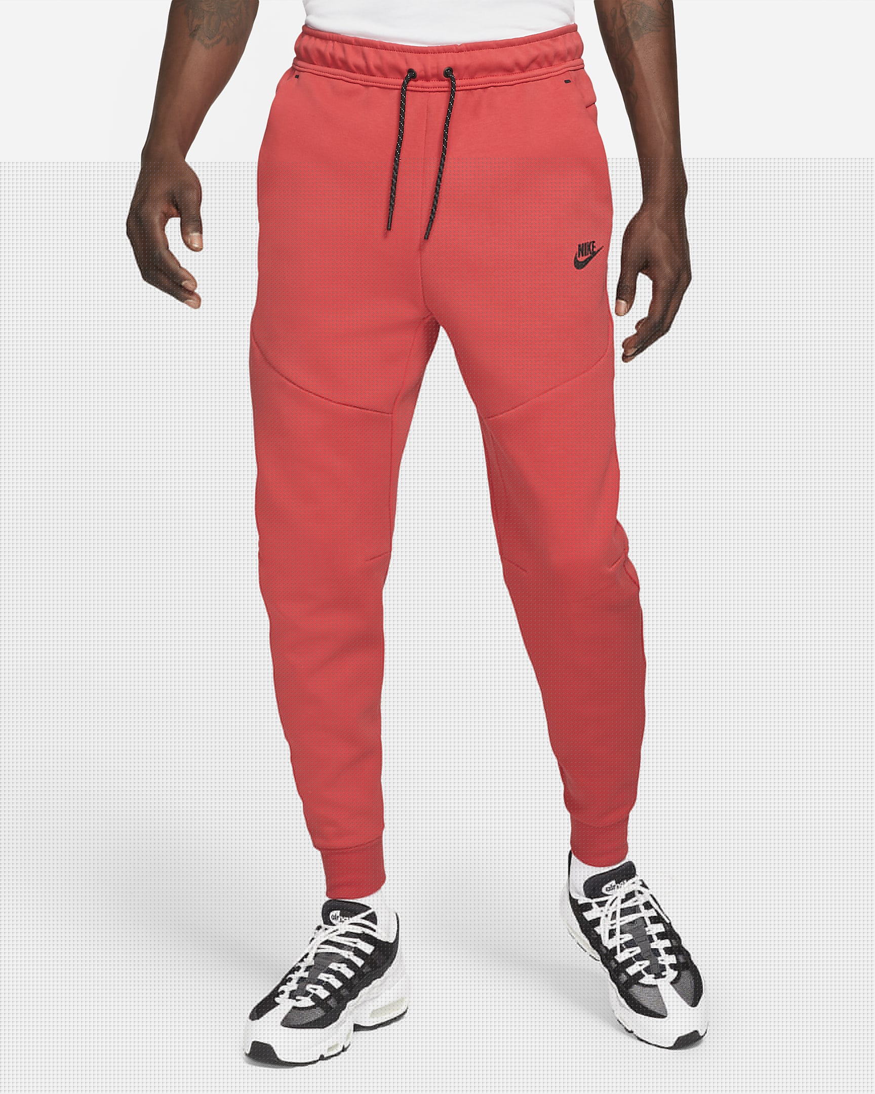 sportswear-tech-fleece-mens-joggers-4x29ft-6.png