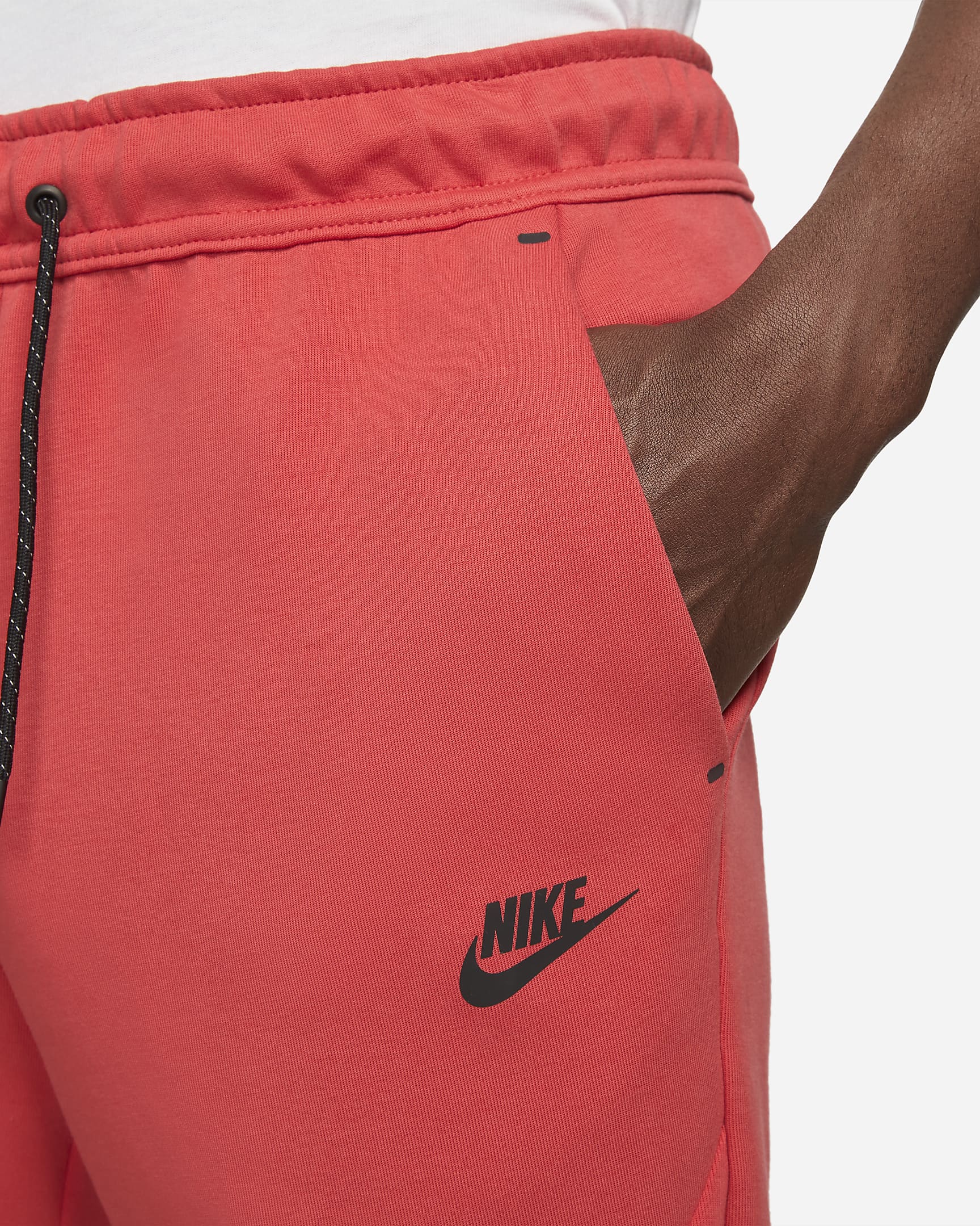 sportswear-tech-fleece-mens-joggers-4x29ft-9.png