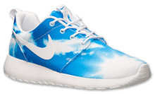 nike-roshe-run-blue-sky