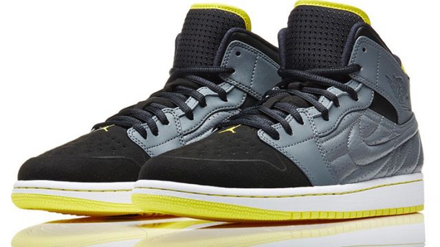 air-jordan-1-99-thunder