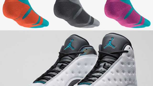 air-jordan-13-barons-wolf-grey-socks